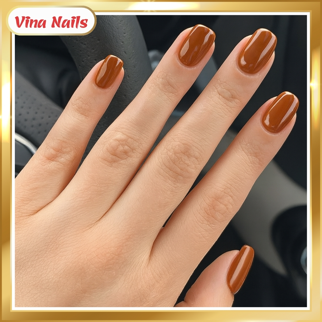 Vina Nails   